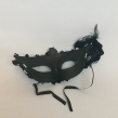 Venezianische Augenmaske, mit Strass, schwarz/weiß
