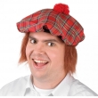 Schotten Mütze mit Haaren, rot kariert
